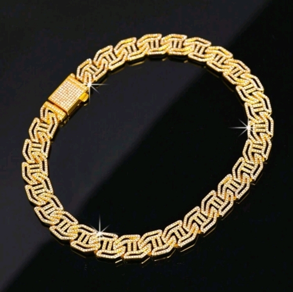 Elegant Iced Out Fully Rhinestone Figaro H-shape Design Gold Chain Necklace - Picture 3 of 10